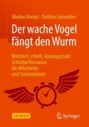 Der wache Vogel fängt den Wurm