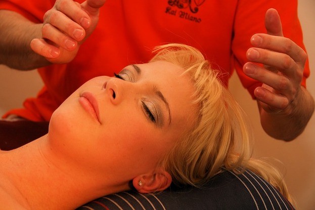 Shiatsu ist eine bestimmte Therapieform der TCM