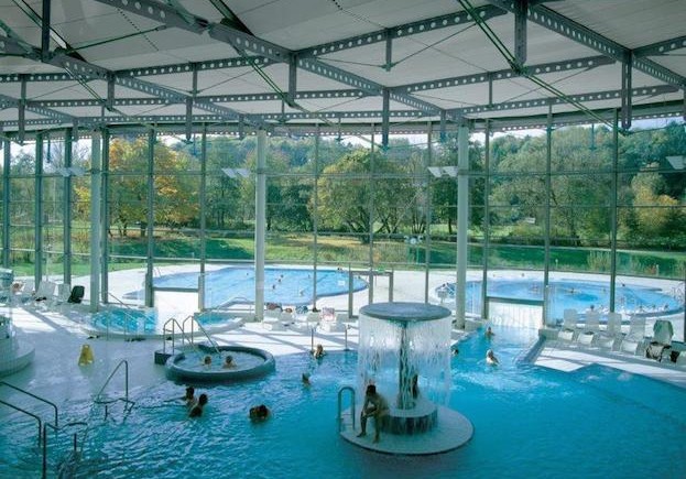 Therme in Bad Waldsee mit Gartenblick