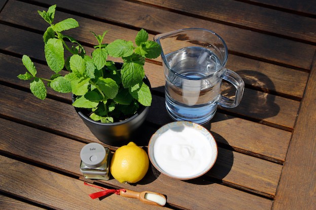 Ayran: Erfrischender Joghurtdrink für starke Zähne