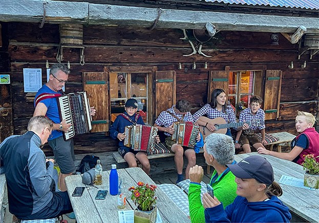 Schrambachhütte