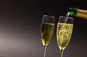 Champagner fürs Gehirn - ©Vectorfusionart by Depositphotos