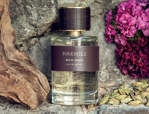 Iris N’ Wood Eau de Parfum-©BIRKHOLZ International GmbH