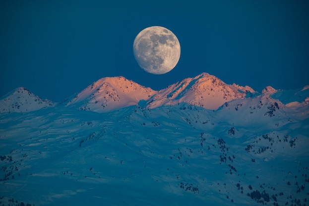 Vollmond im Skigebiet Hochzillertal