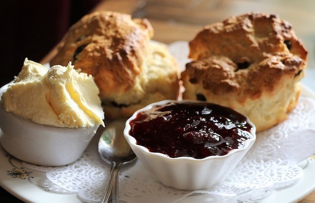 Scones, Clotted Cream, Marmelade