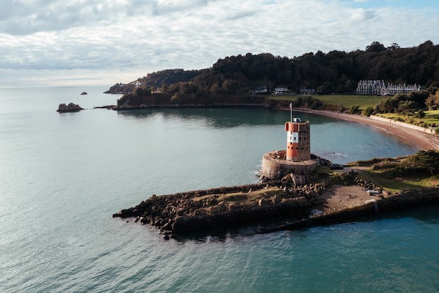 Der Archirondel Tower wurde 1792 errichtet