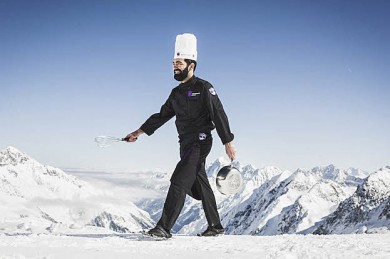 Haubenkoch David Kostner am Stubaier Gletscher - ©Andre Schönherr