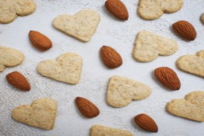 foodloose-Kekse werden aus Nuss- und Hafermehl gebacken - ©foodloose.net