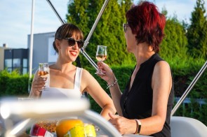 Weingenus auf dem Hausboot - ©Locaboat